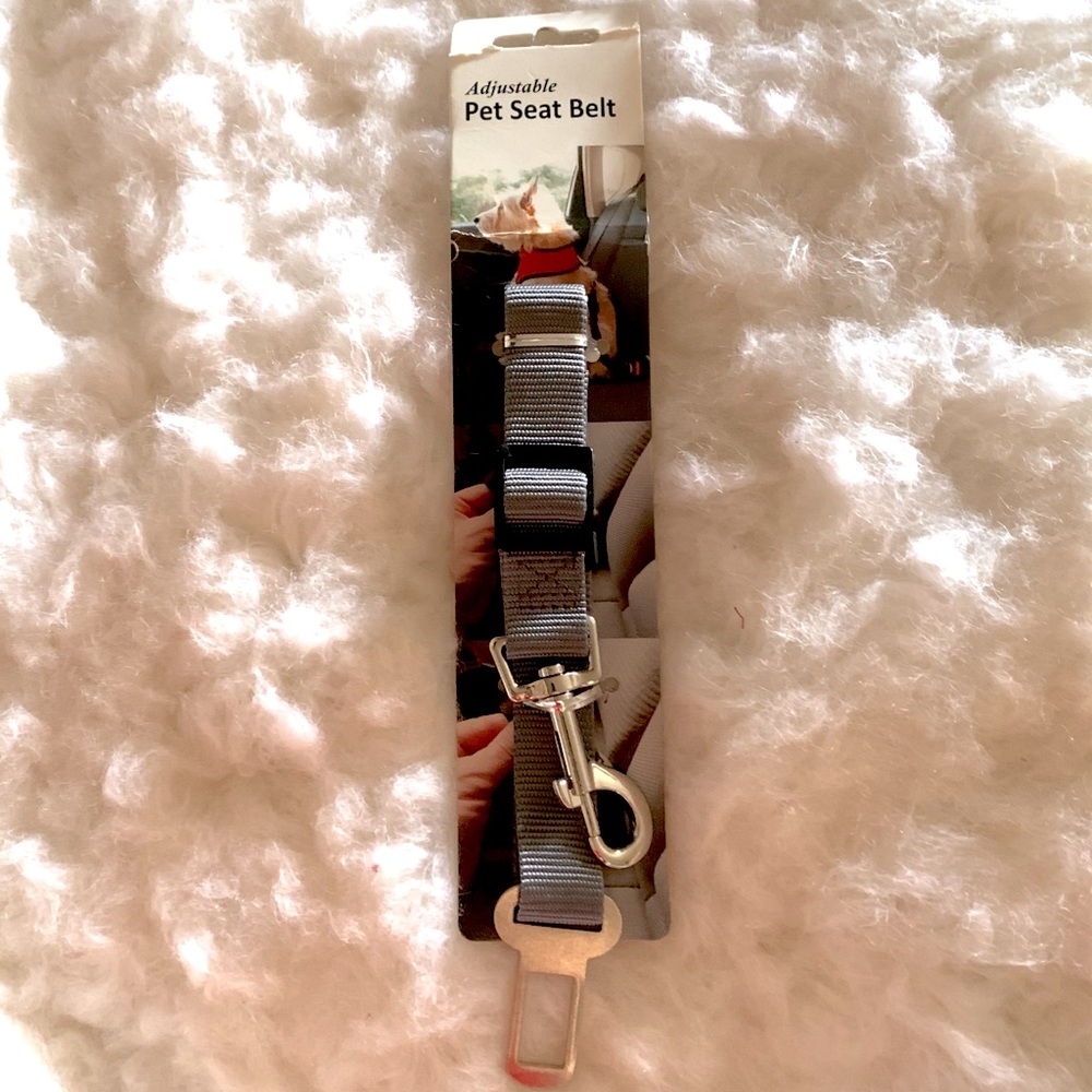 NEW Adjustable Pet Seat Belt